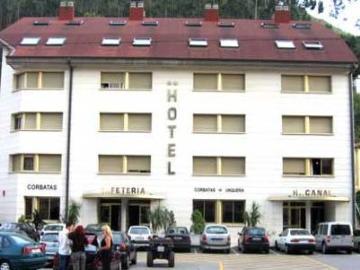 Hotel Canal Unquera Exteriör bild